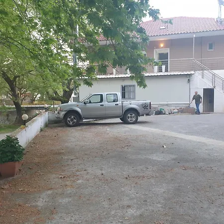 Dimos