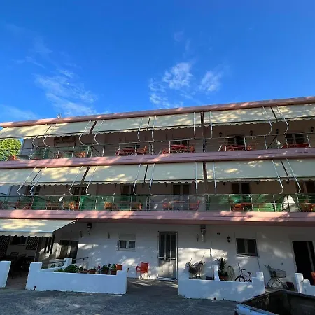 Dimos Tatil Evi Kókkinon Nerón