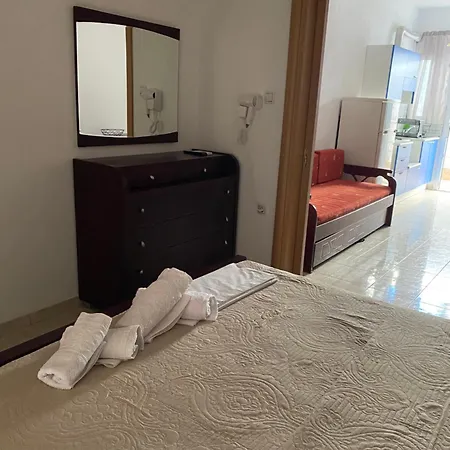 Dom wakacyjny Dimos Kókkinon Nerón