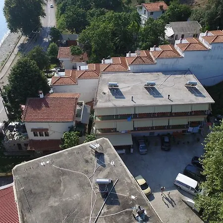 Dimos Holiday home *