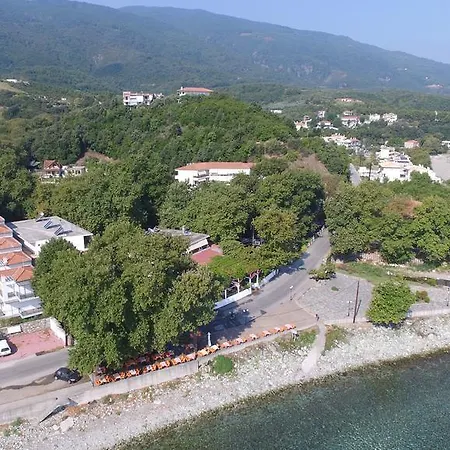 Dimos Tatil Evi Kókkinon Nerón