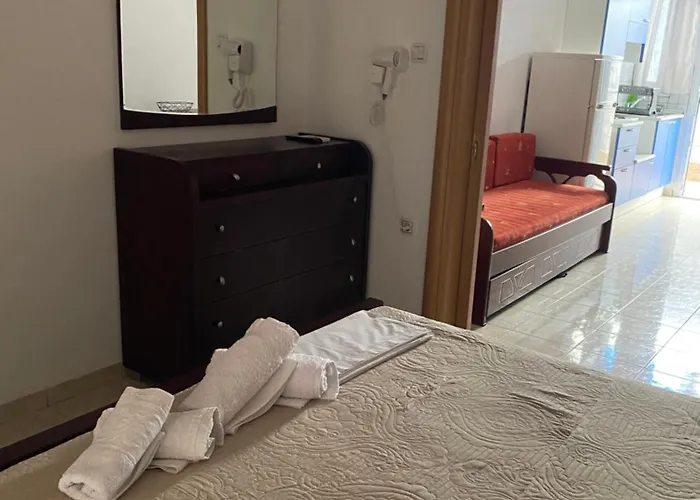 Vakantiehuis Dimos Kókkinon Nerón