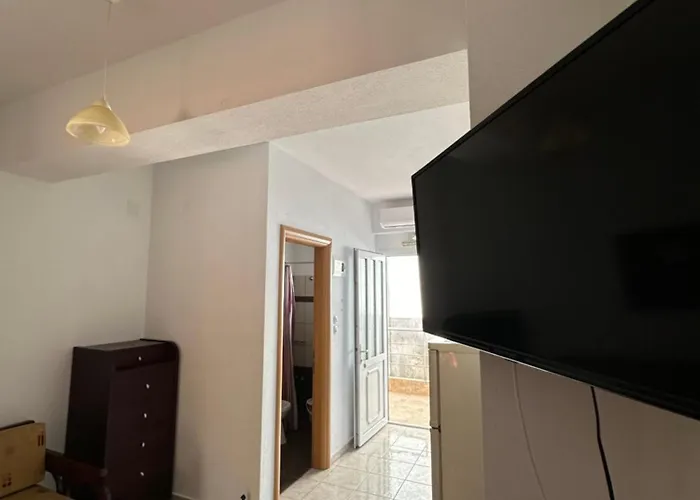 Dimos Kókkinon Nerón